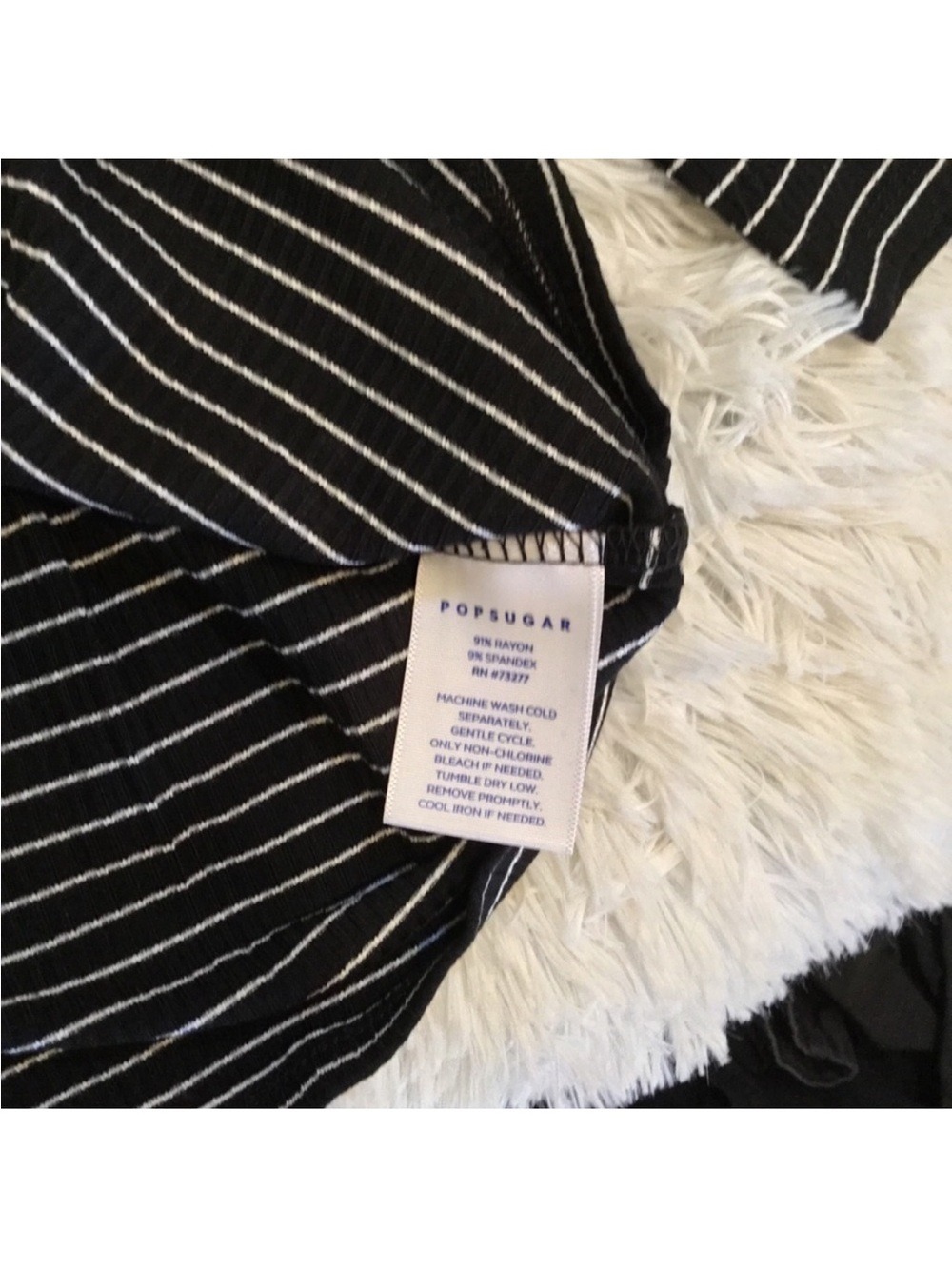 PopSugar Black & White Striped Top XXL NWT Ribbed Stretchy elbow Sleeve - Picture 5 of 11
